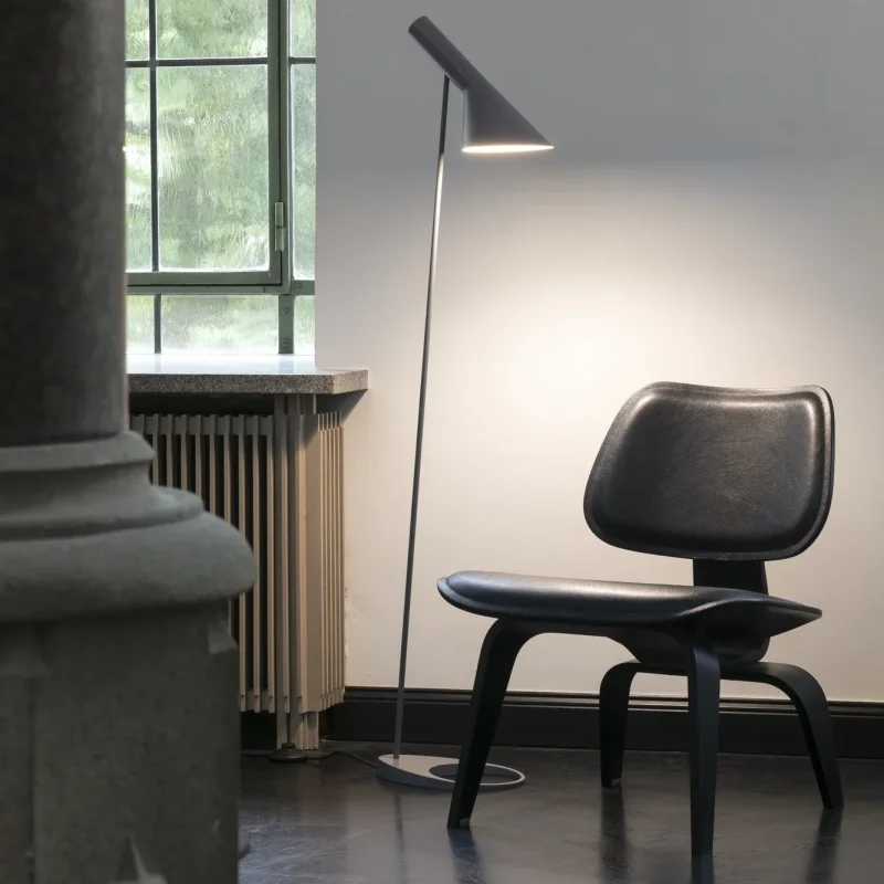 Aj Floor – Louis Poulsen at Mesmetric
