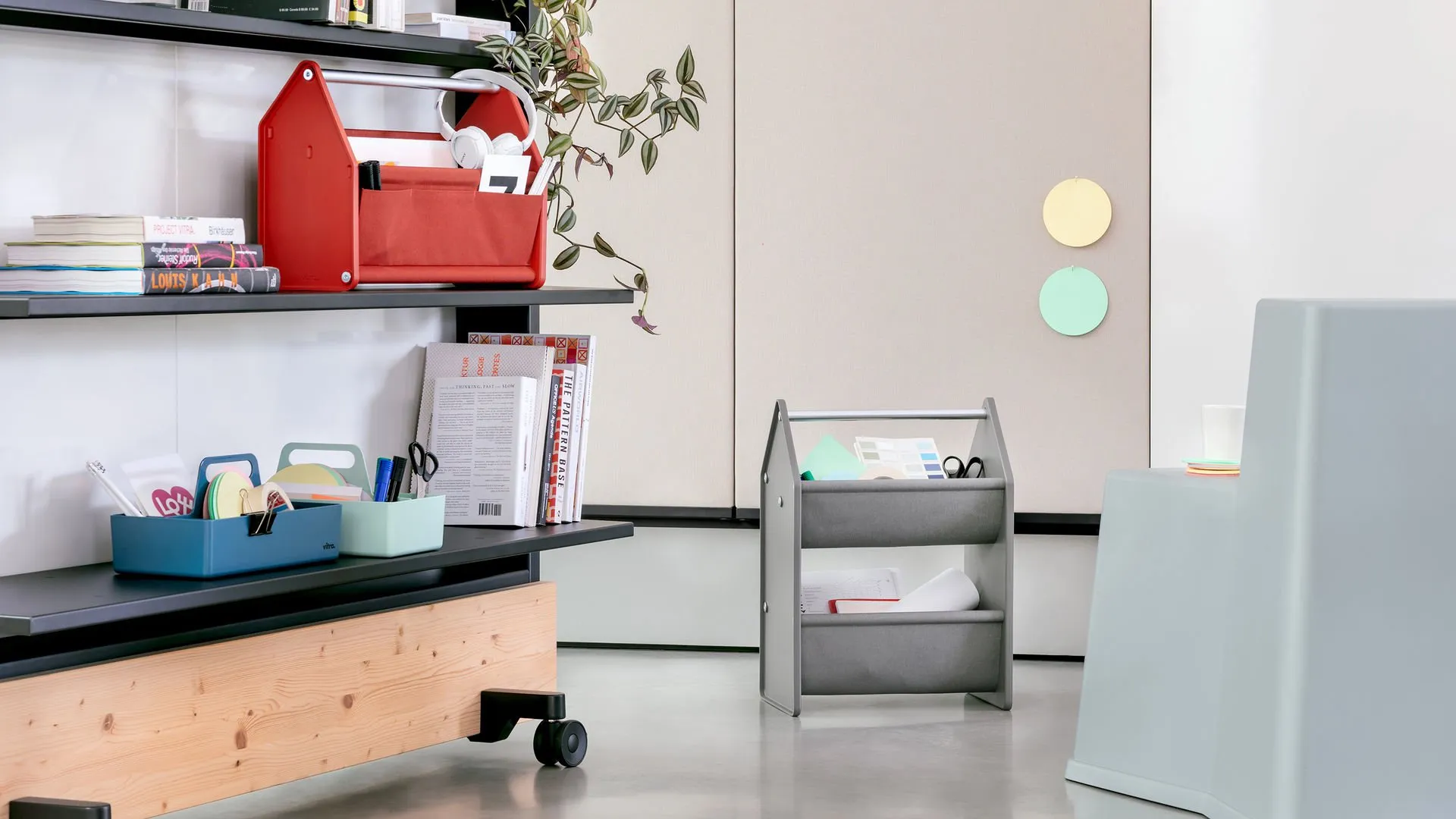 Locker Box - Vitra w Mesmetric