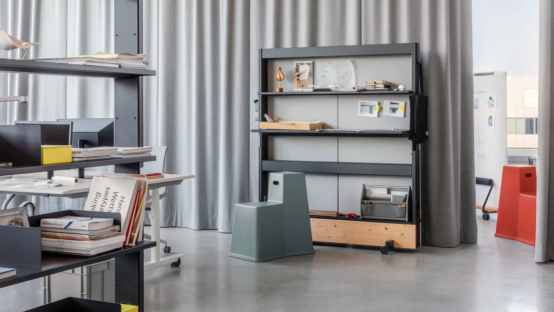 Locker Box - Vitra w Mesmetric