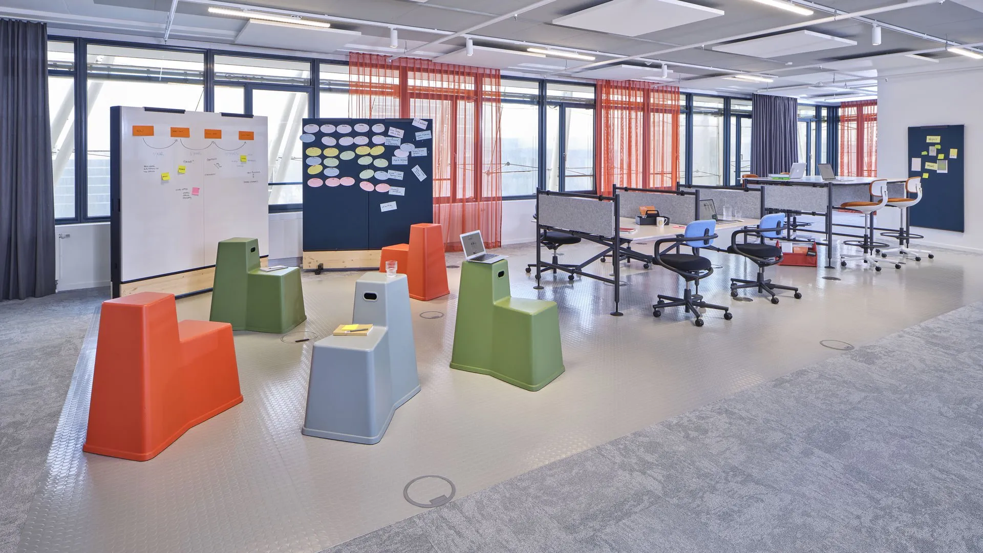 Locker Box - Vitra w Mesmetric