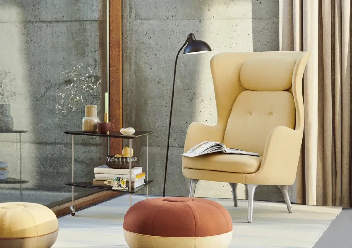 AJ Trolley – Fritz Hansen at Mesmetric