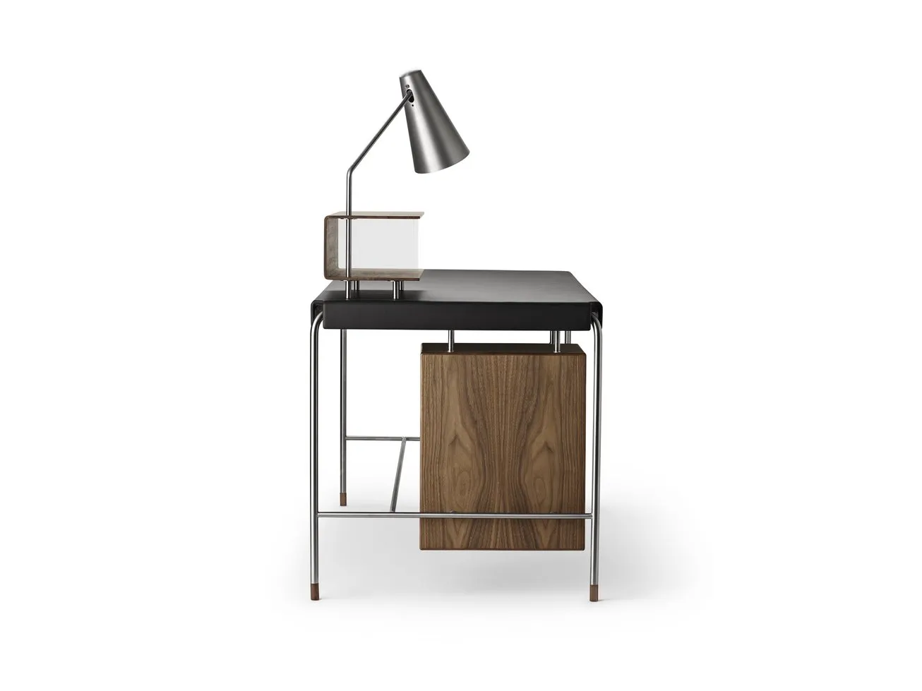 AJ52 Society Table – Carl Hansen at Mesmetric