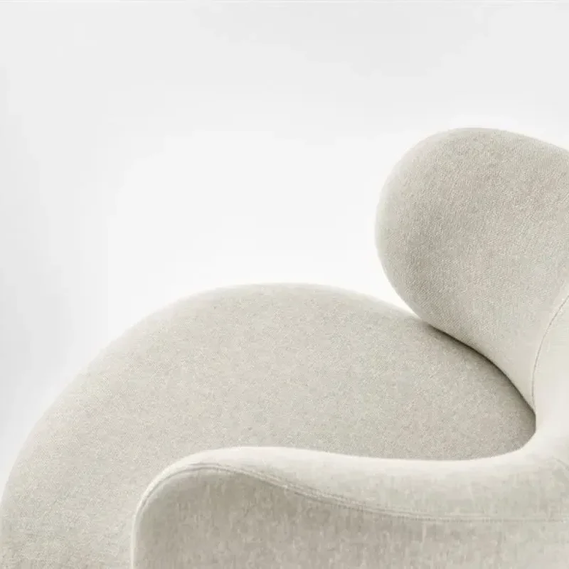 Akiko Lounge Swivel – Gallotti & Radice at Mesmetric