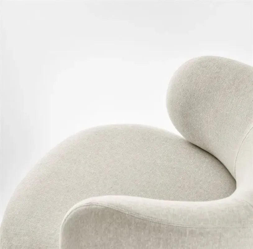 Akiko Lounge Swivel – Gallotti & Radice at Mesmetric