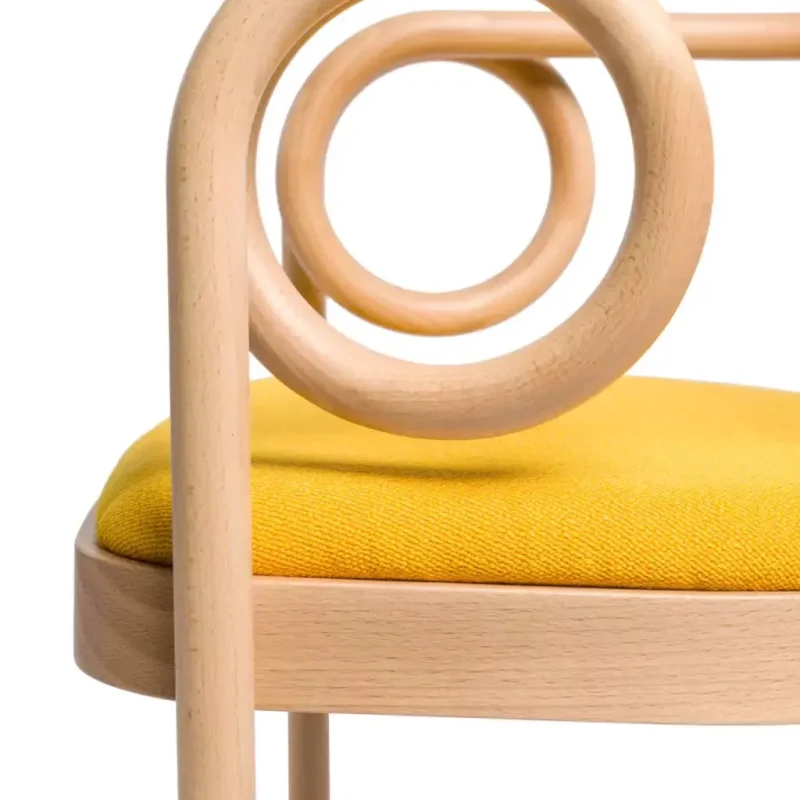Loop dining - Gebrüder Thonet Vienna w Mesmetric