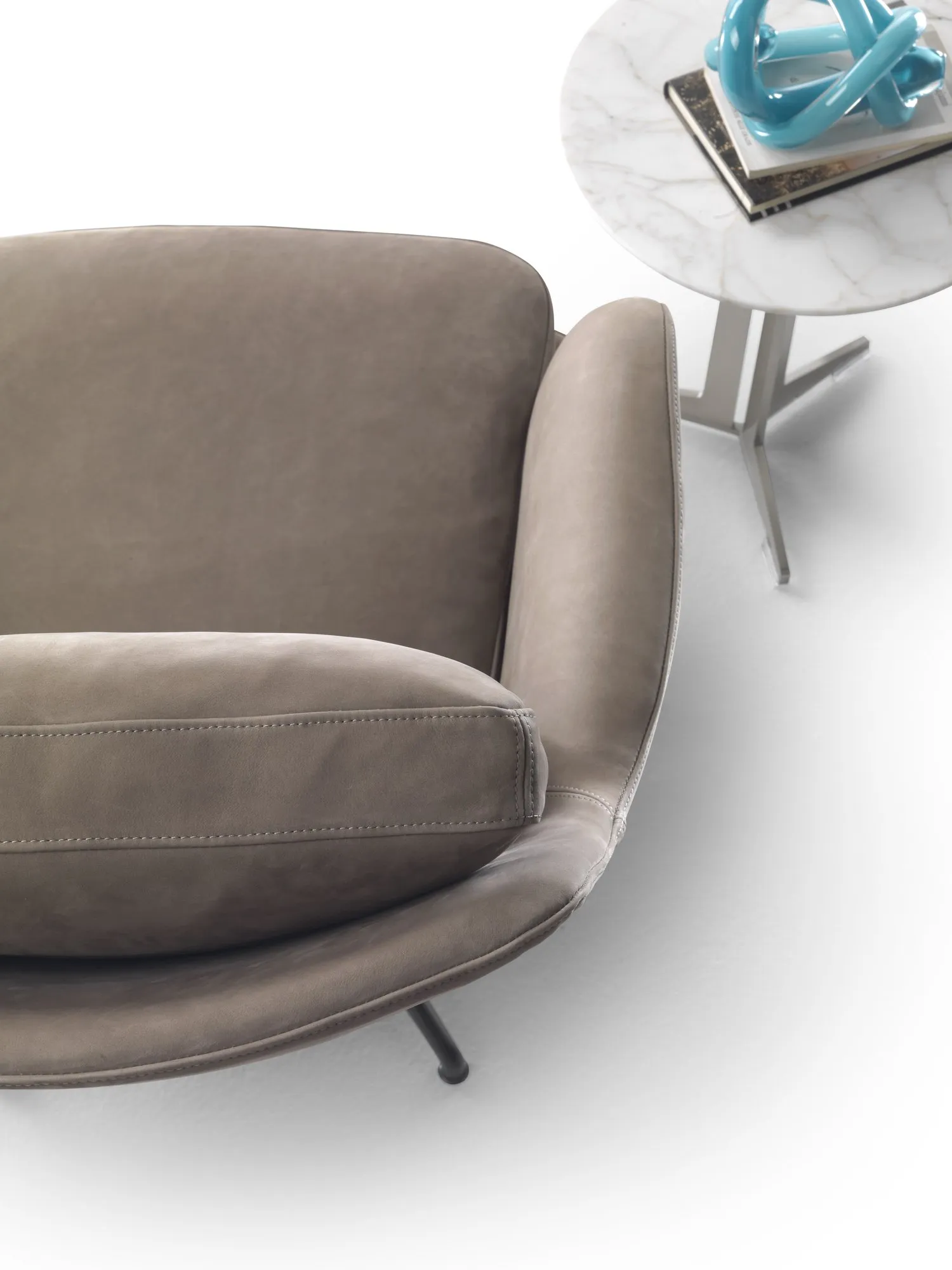 Marley Swivel - Flexform w Mesmetric
