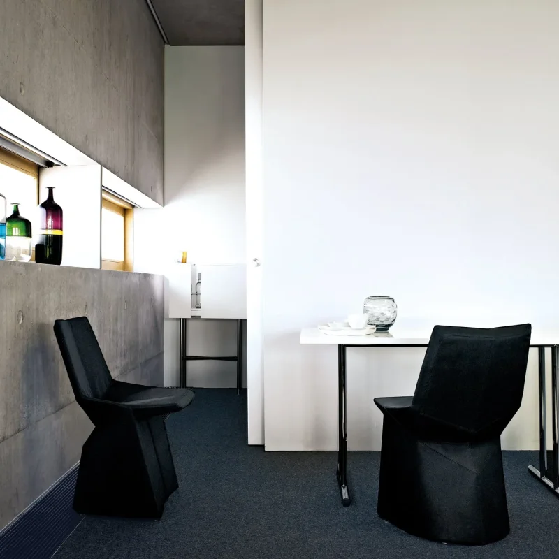 Mars chair