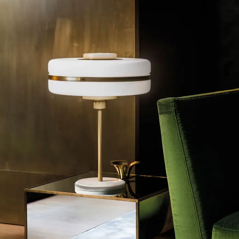 Masina table - Bert Frank w Mesmetric