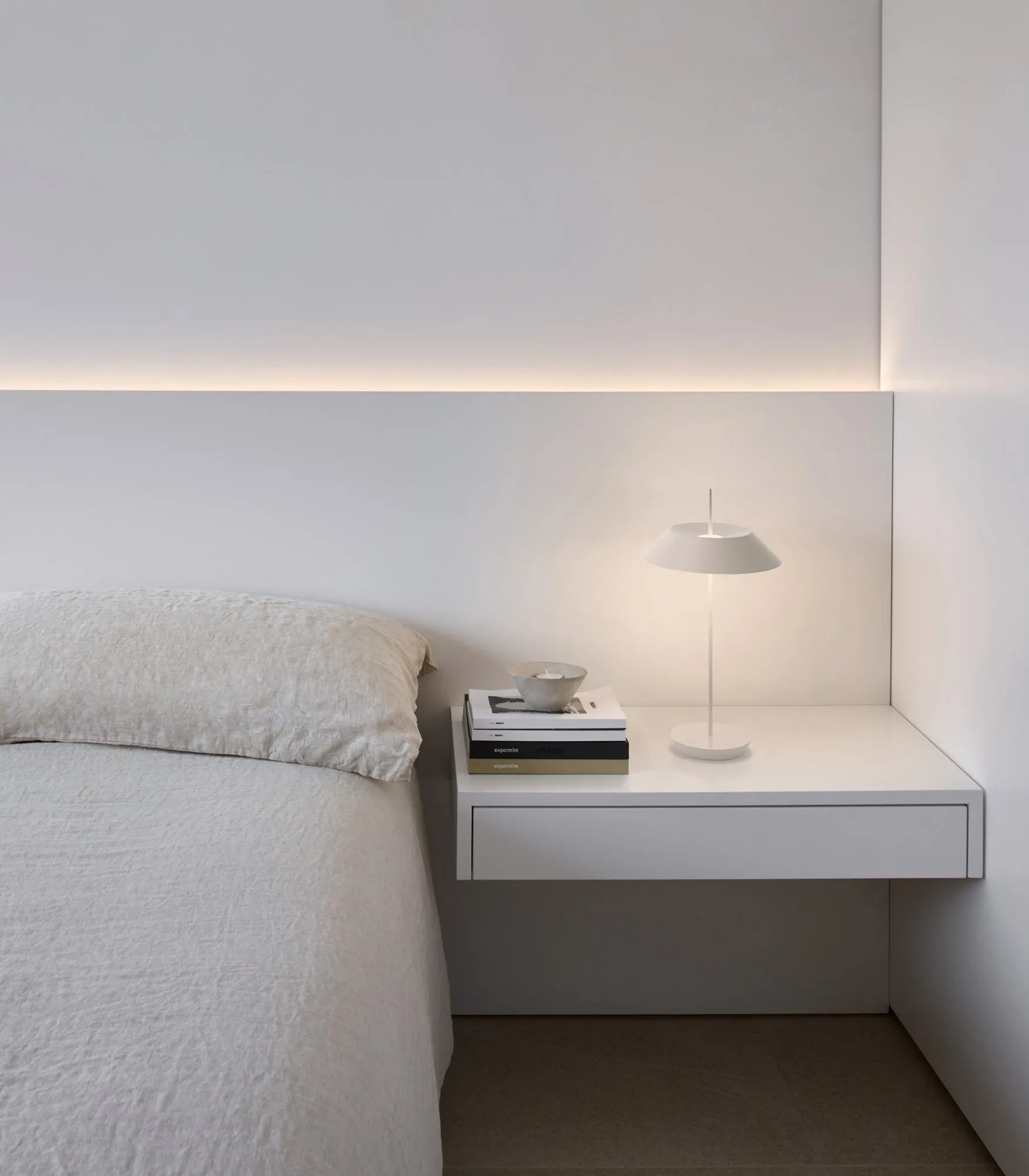 Mayfair Mini 5495 Portable - Vibia w Mesmetric