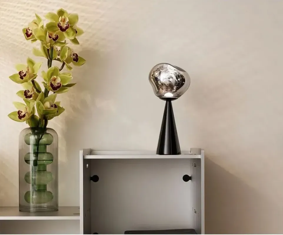 Melt Portable LED Black - Tom Dixon w Mesmetric