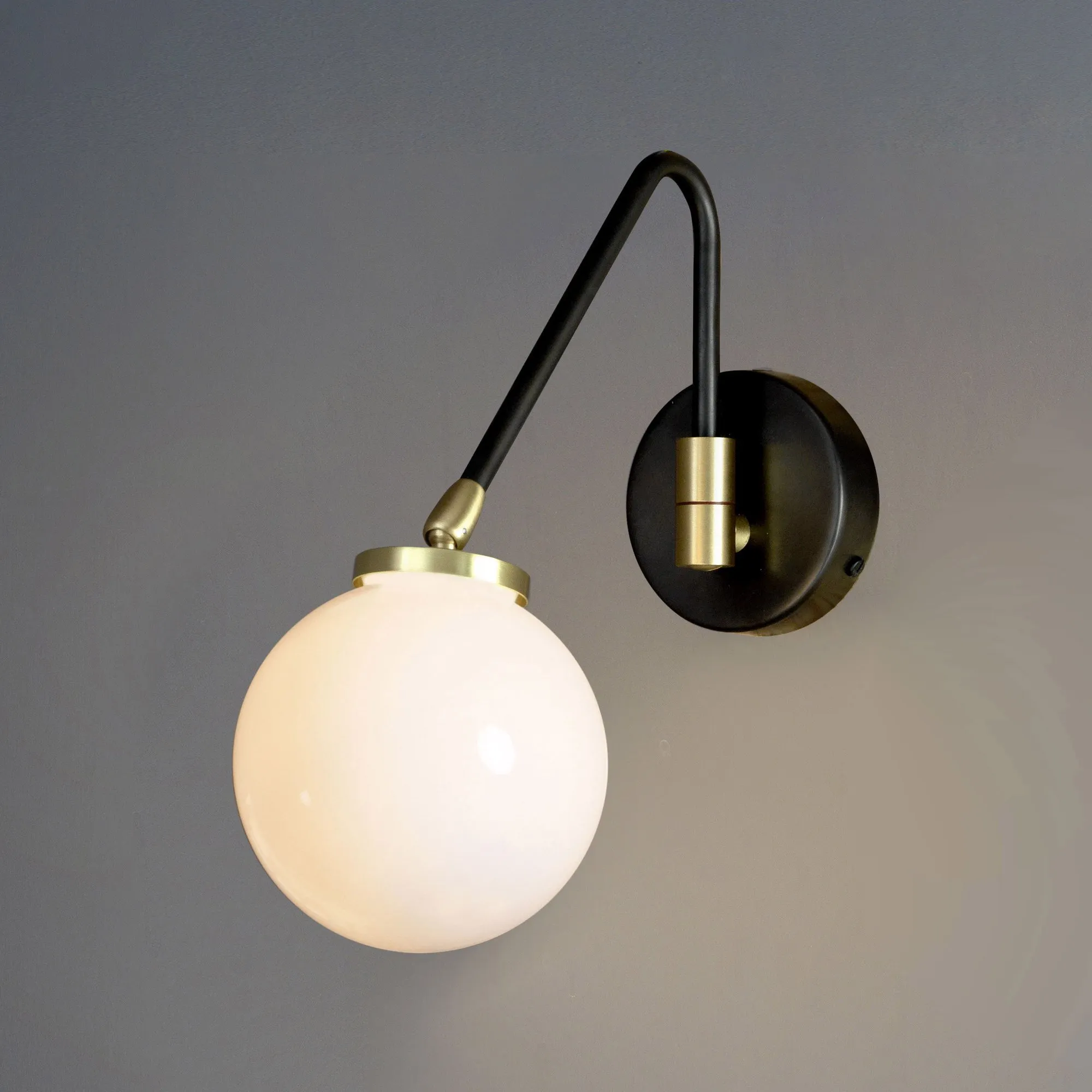 Array Single Opal – CTO lighting at Mesmetric