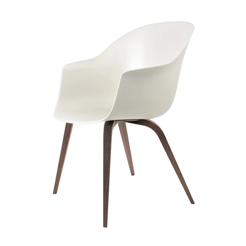 Bat dining wood base - Gubi.dk w Mesmetric