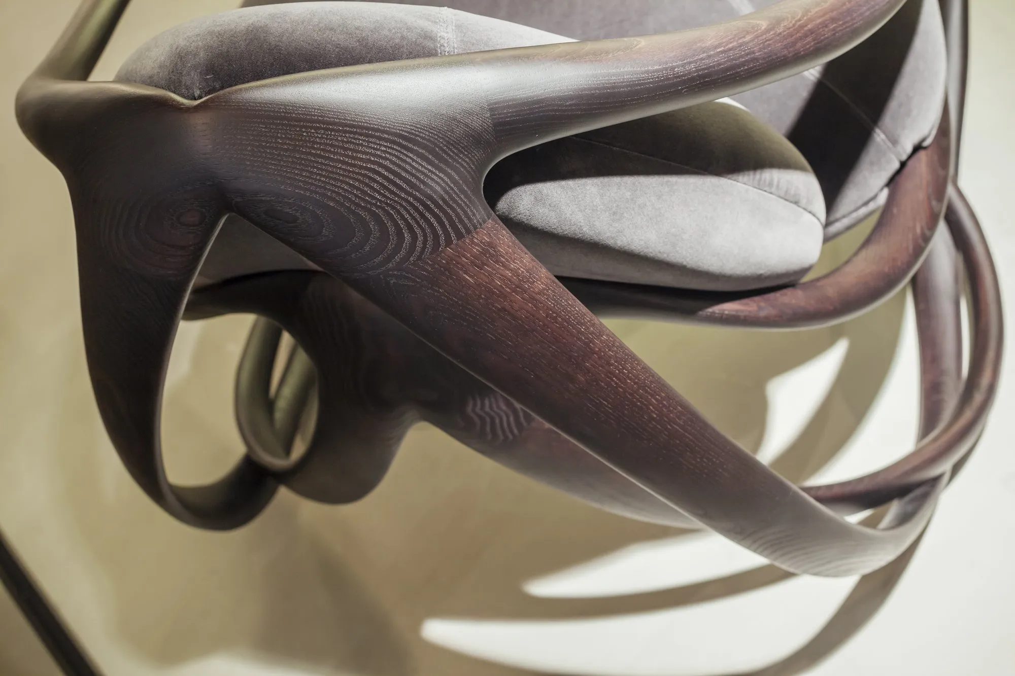 Move – Giorgetti at Mesmetric