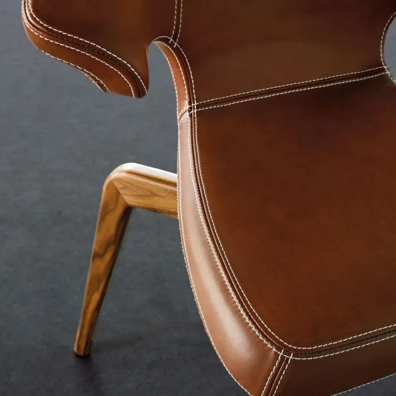 Munich Armchair - ClassiCon w Mesmetric