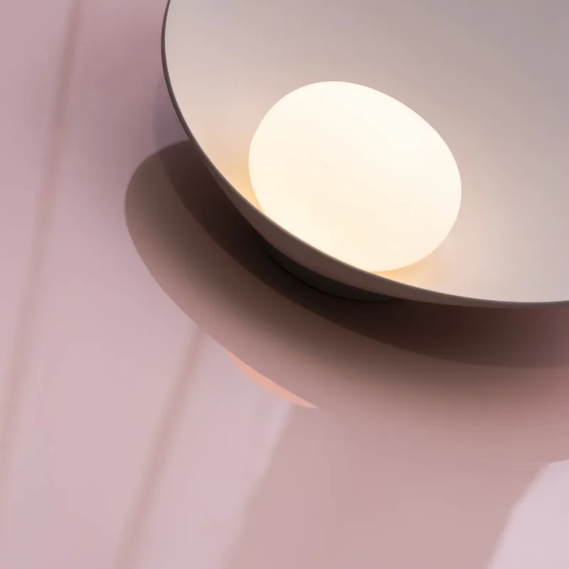 Musa table 7402 - Vibia w Mesmetric