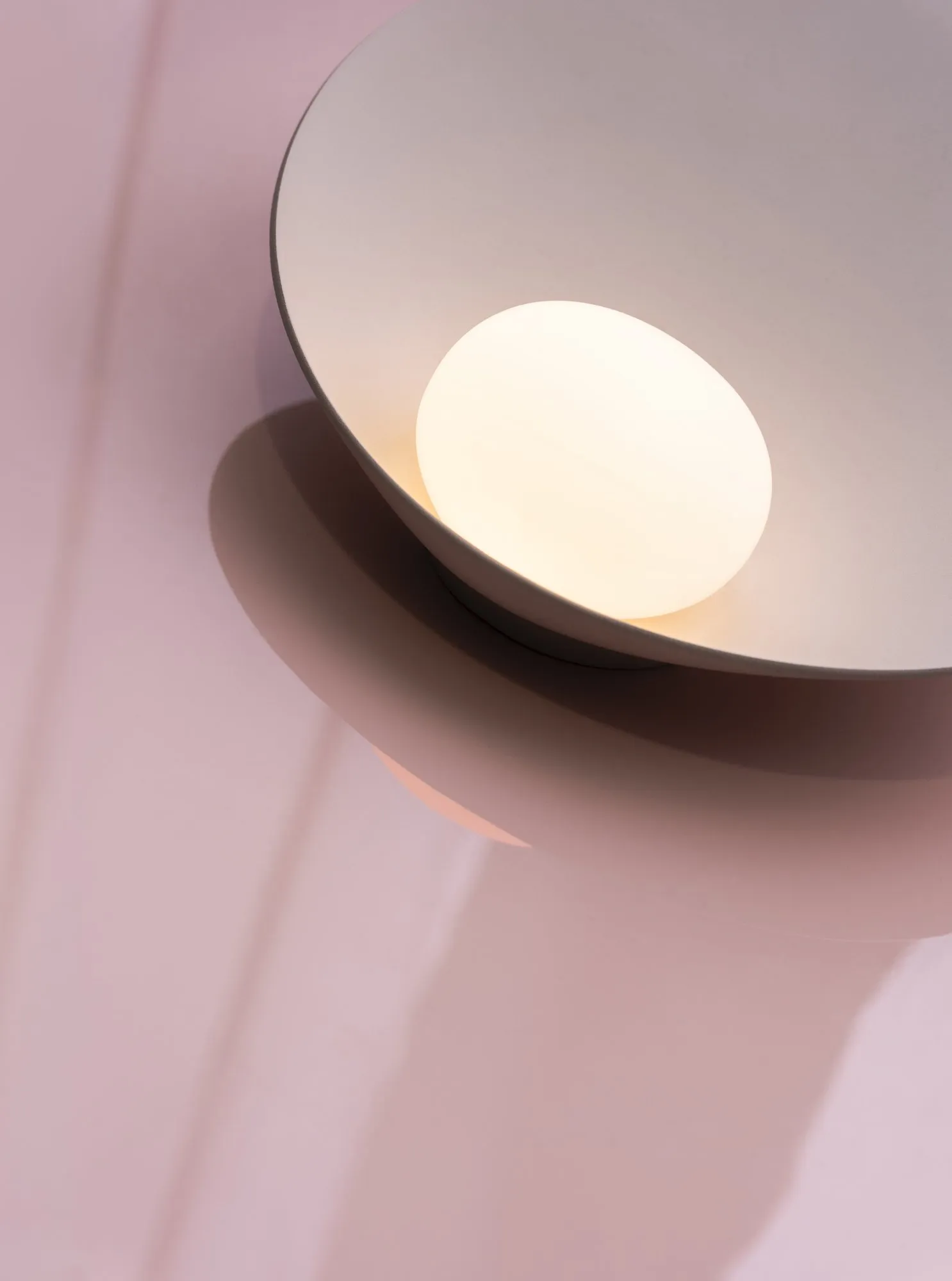 Musa table 7402 - Vibia w Mesmetric