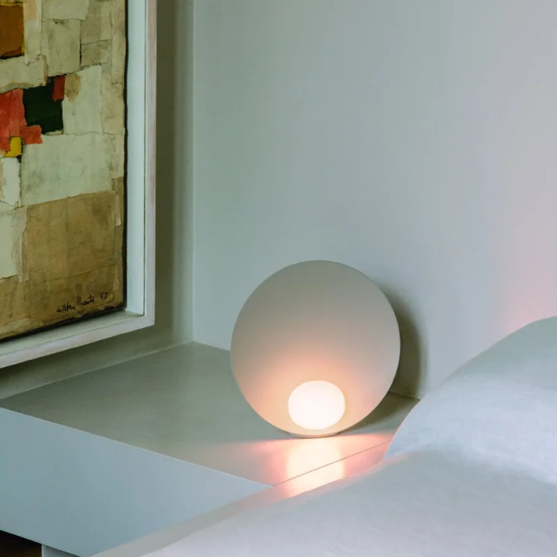 Musa table 7400 - Vibia w Mesmetric