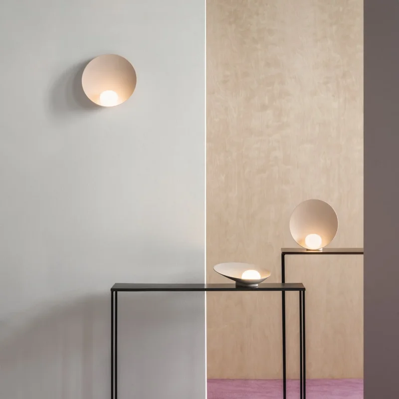 Musa table 7402 - Vibia w Mesmetric
