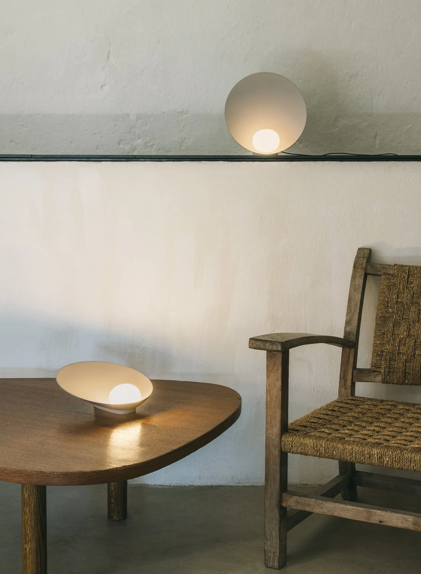 Musa table 7402 - Vibia w Mesmetric