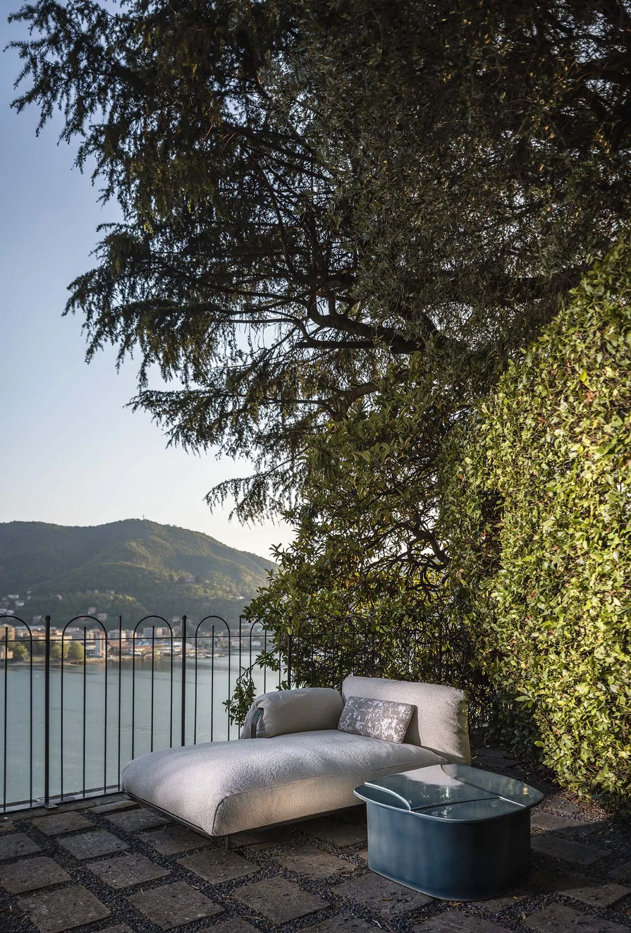Narciso Outdoor - Baxter w Mesmetric