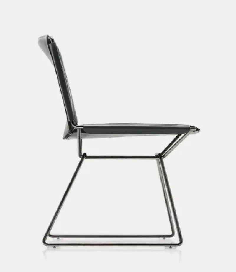 Neil Leather Chair - MDF Italia w Mesmetric