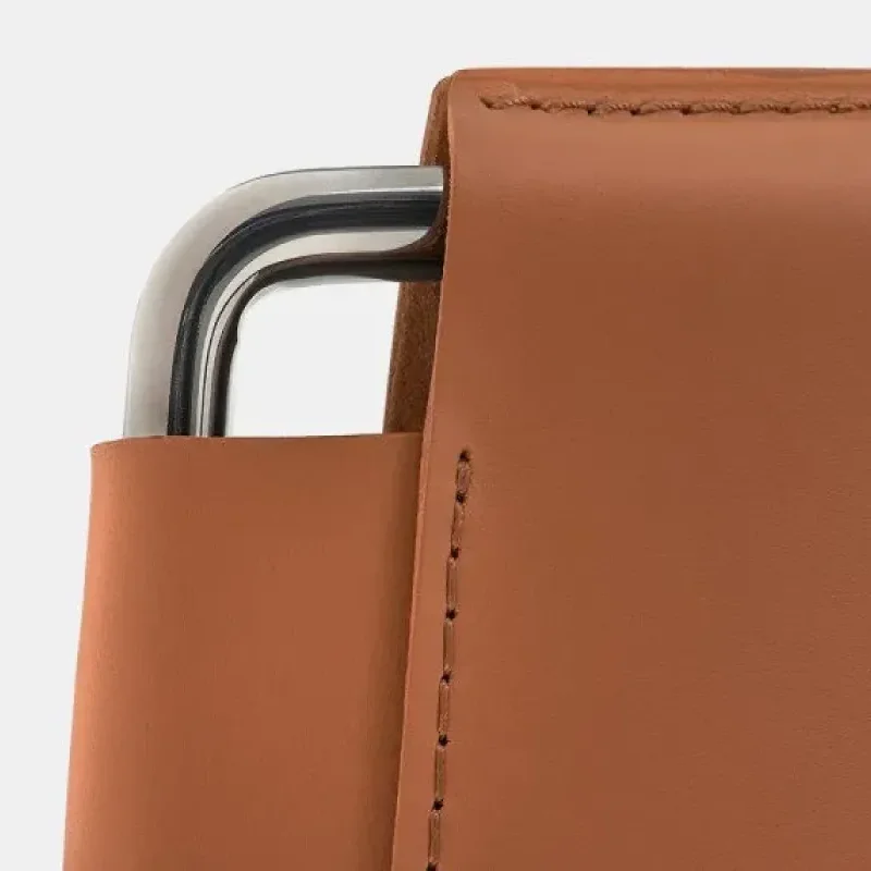 Neil Leather Chair - MDF Italia w Mesmetric