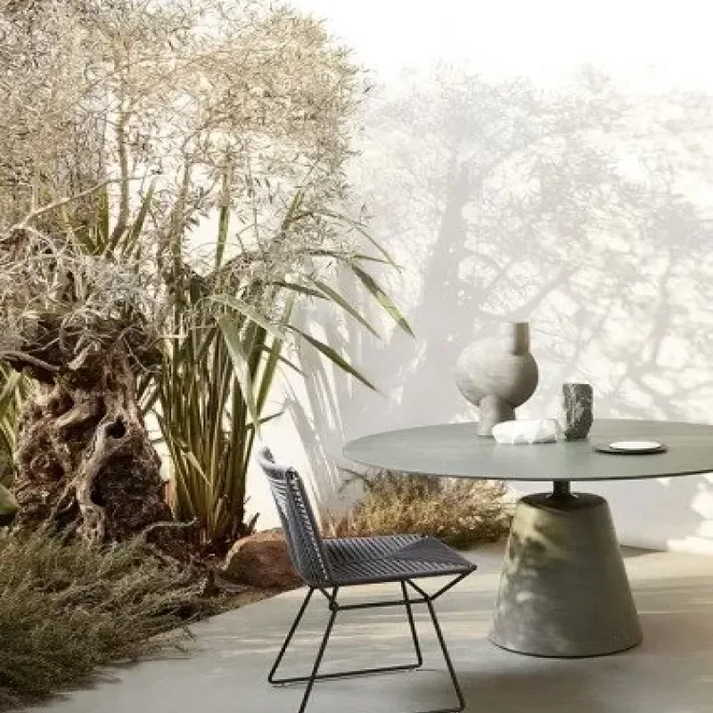 Neil Twist Chair - MDF Italia w Mesmetric