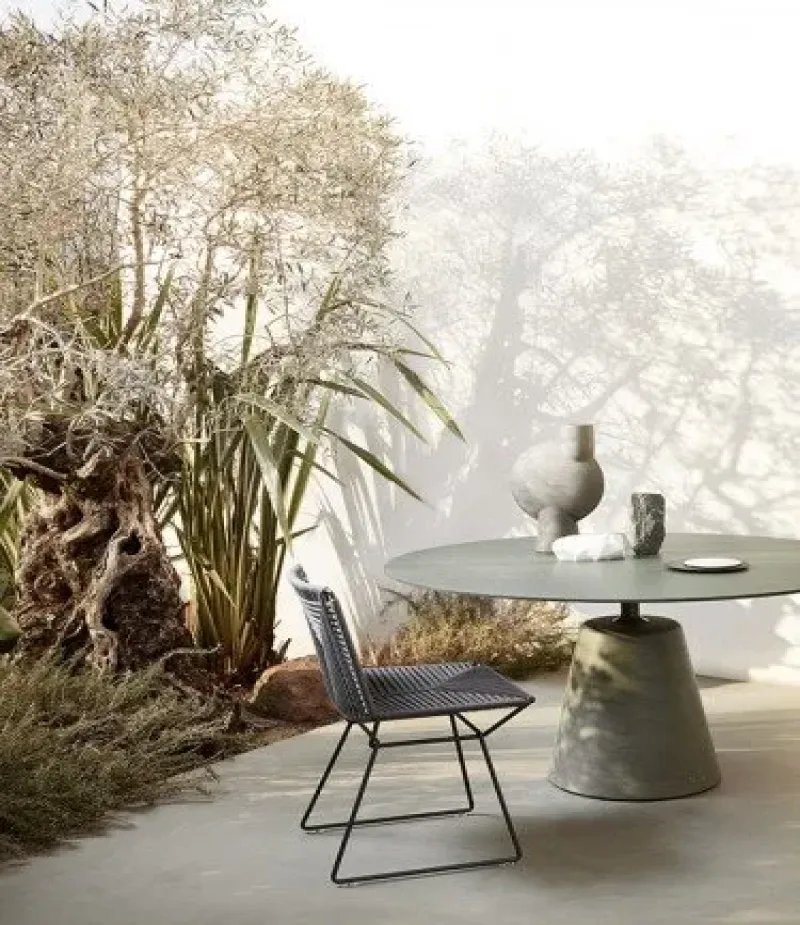 Neil Twist Chair - MDF Italia w Mesmetric