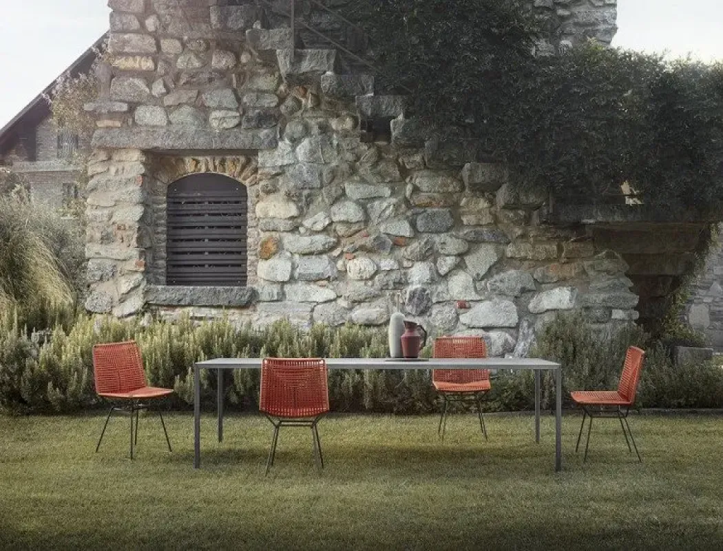 Neil Twist Chair - MDF Italia w Mesmetric