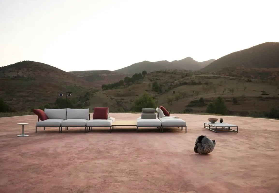 Nooch Outdoor - B&B Italia Outdoor w Mesmetric