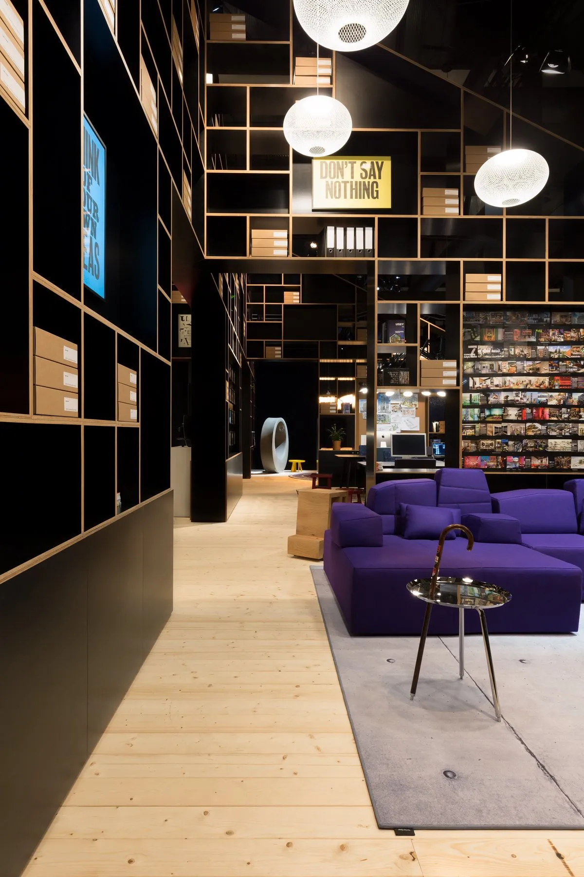 Nr2 Medium – Moooi at Mesmetric