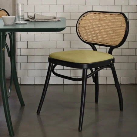 Bodystuhl upholstered seat