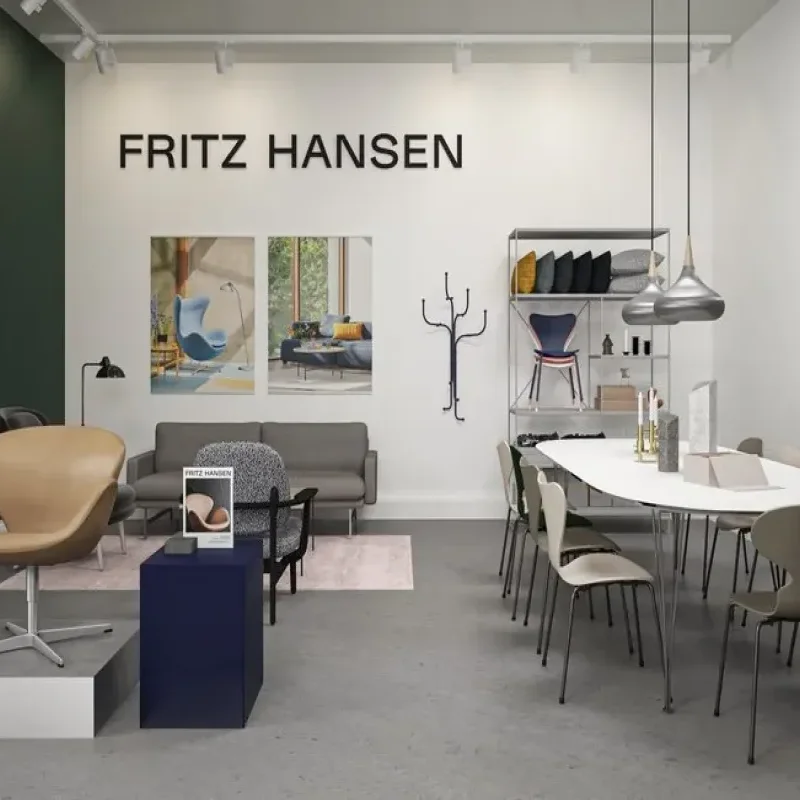 Orient™ Aluminium - Fritz Hansen w Mesmetric