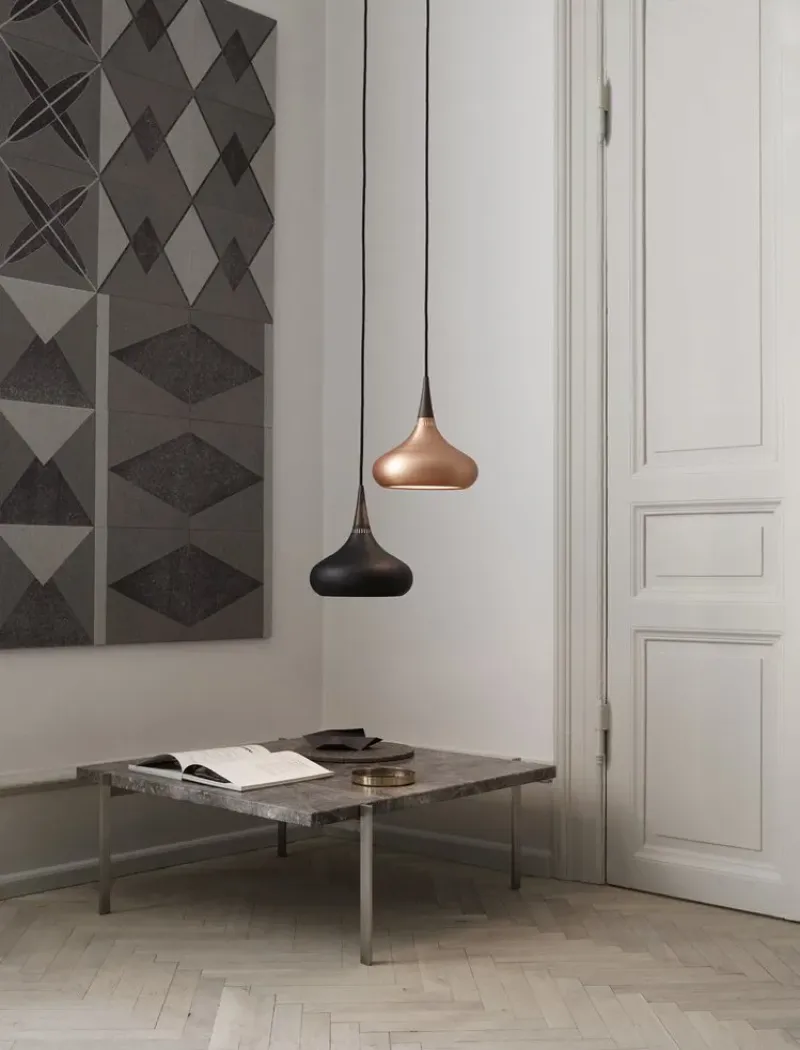 Orient™ Black - Fritz Hansen w Mesmetric