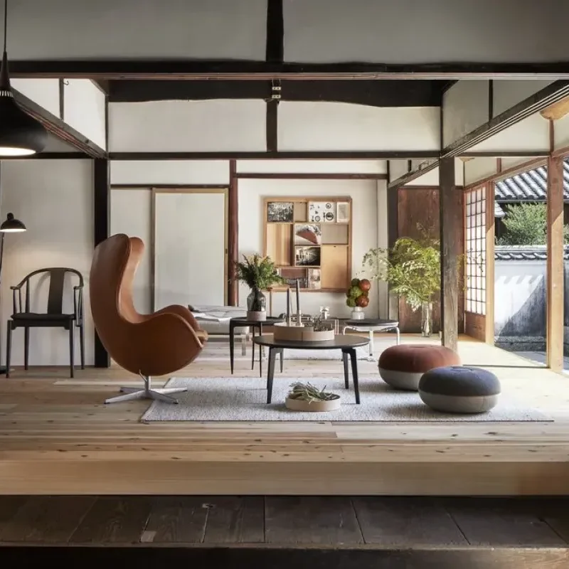 Orient™ Black - Fritz Hansen w Mesmetric