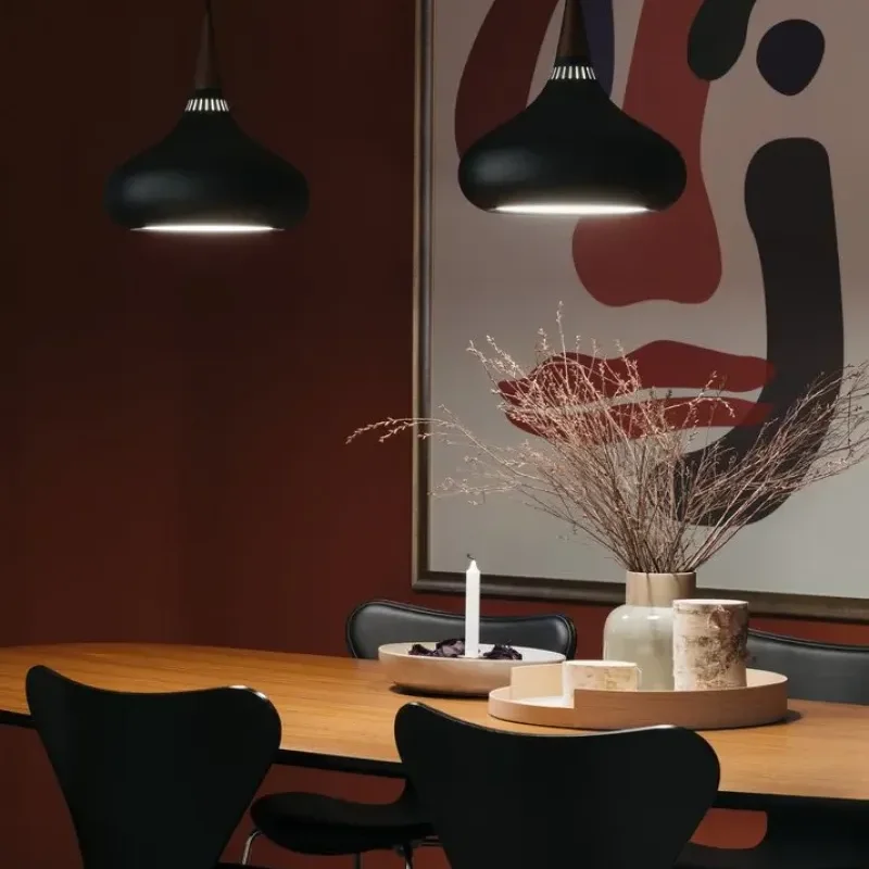 Orient™ Black - Fritz Hansen w Mesmetric