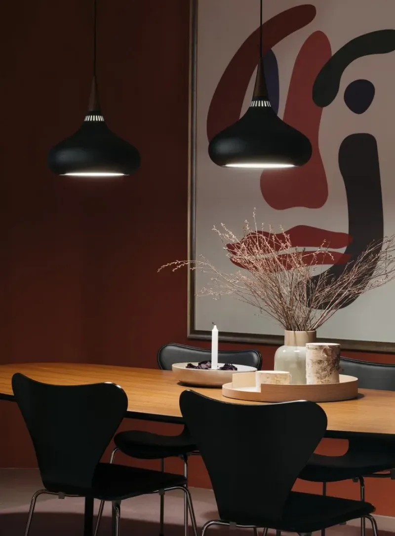 Orient™ Black - Fritz Hansen w Mesmetric