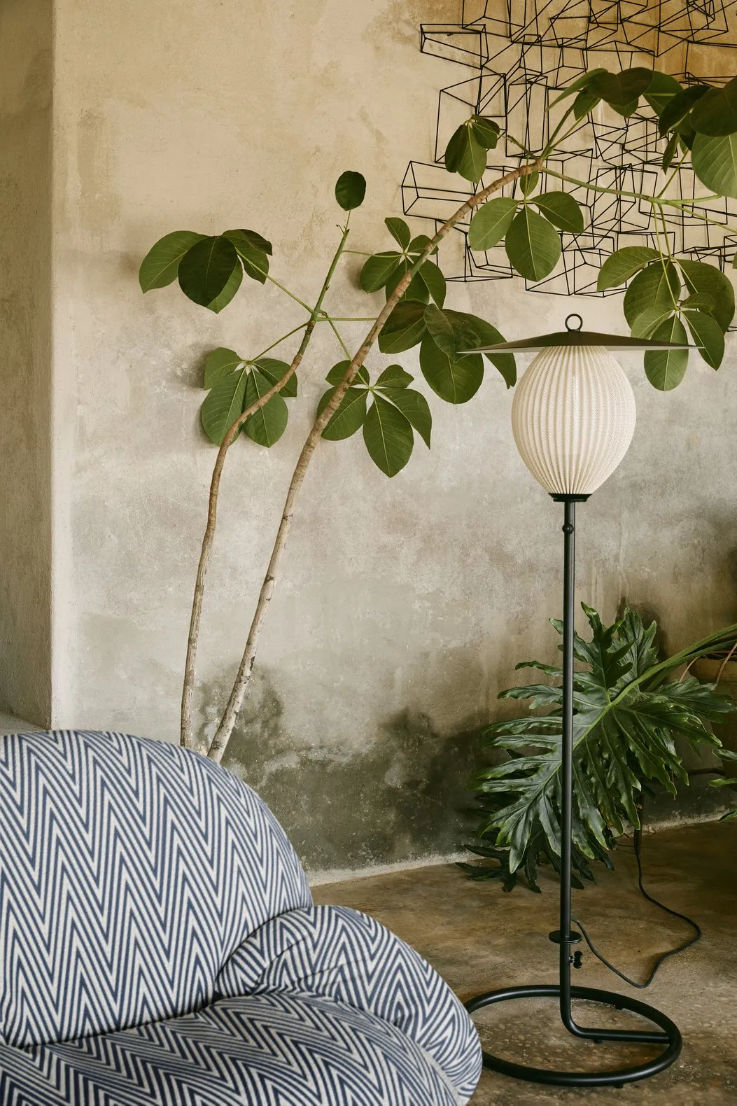 Pacha lounge armrest outdoor – Gubi.dk at Mesmetric