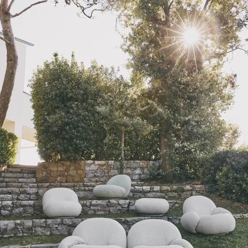 Pacha ottoman outdoor – Gubi.dk at Mesmetric