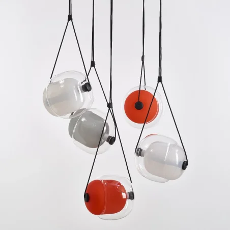 Capsula