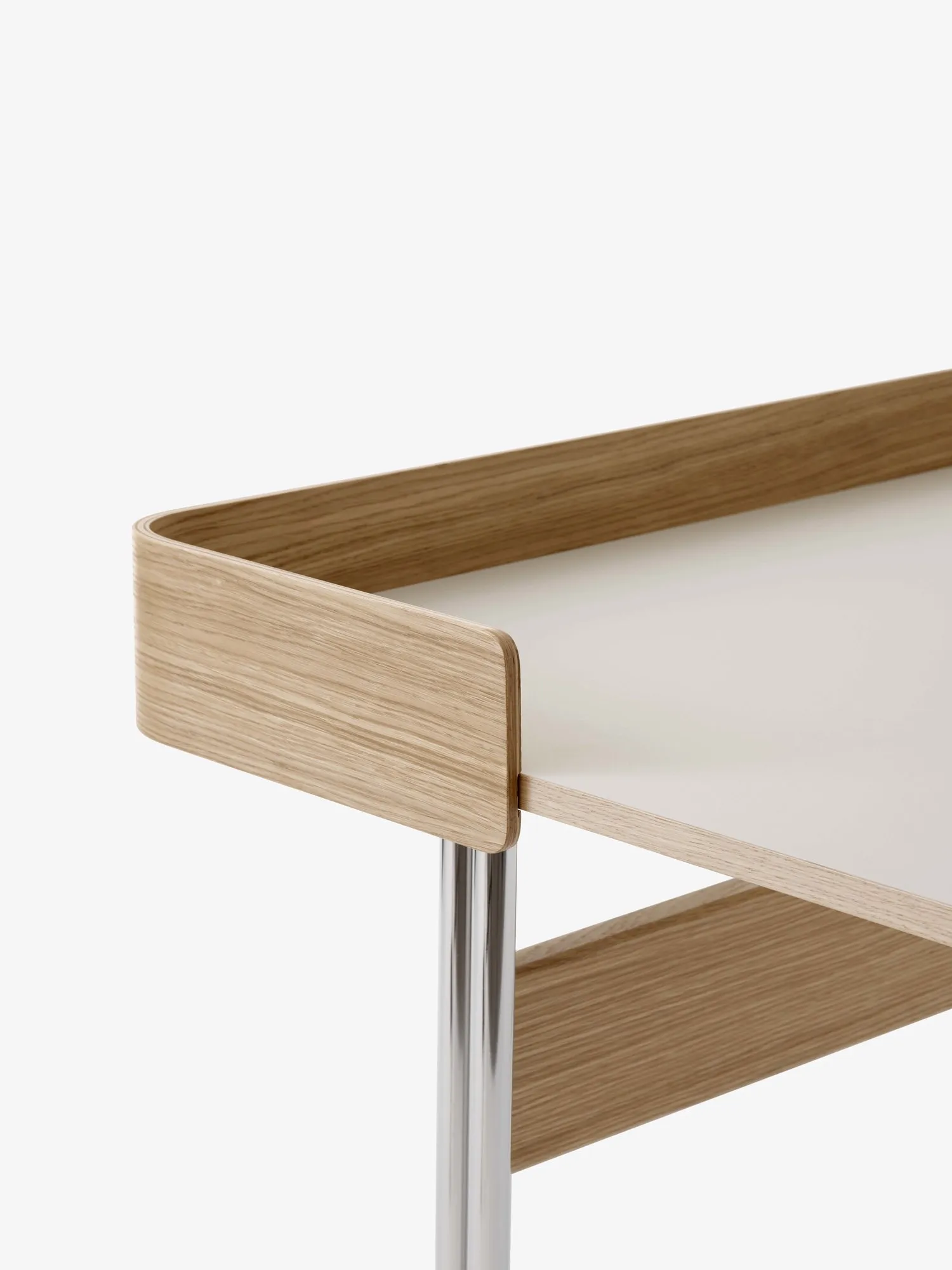 Pavilion AV17 - & Tradition w Mesmetric