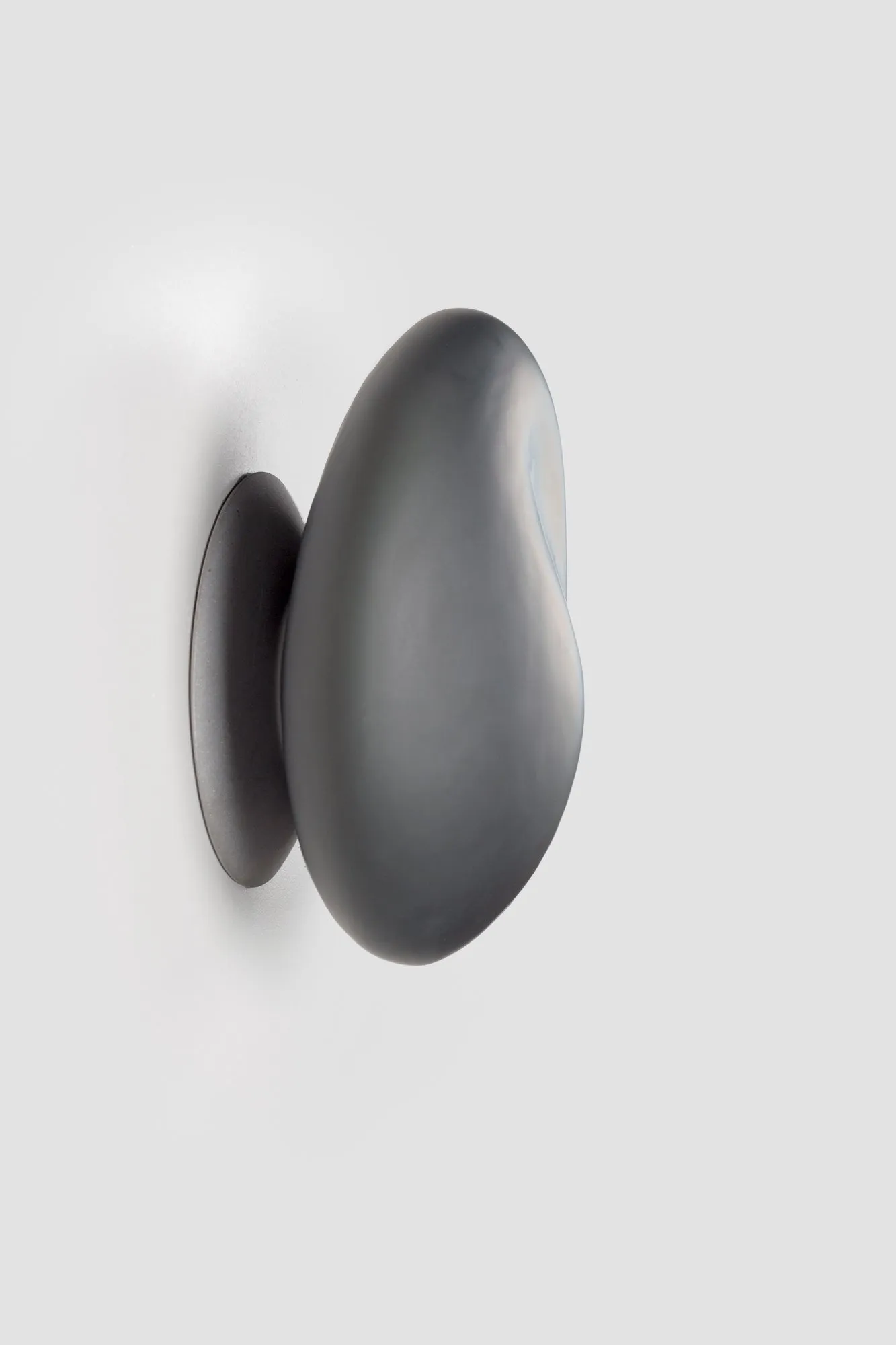 Pebble - A-n-d w Mesmetric
