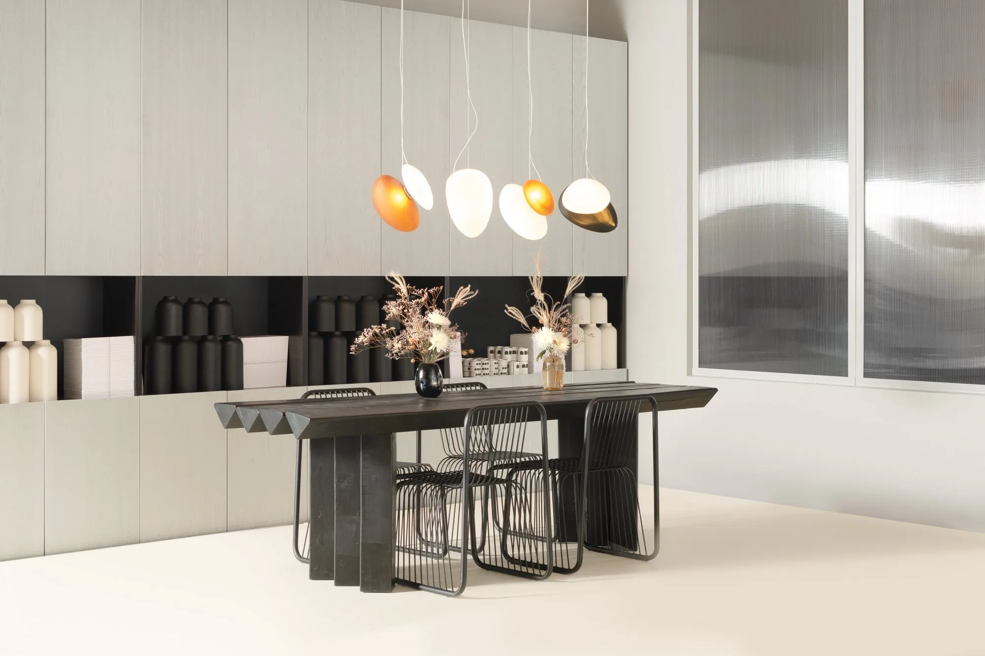 Pebble Chandelier - A-n-d w Mesmetric