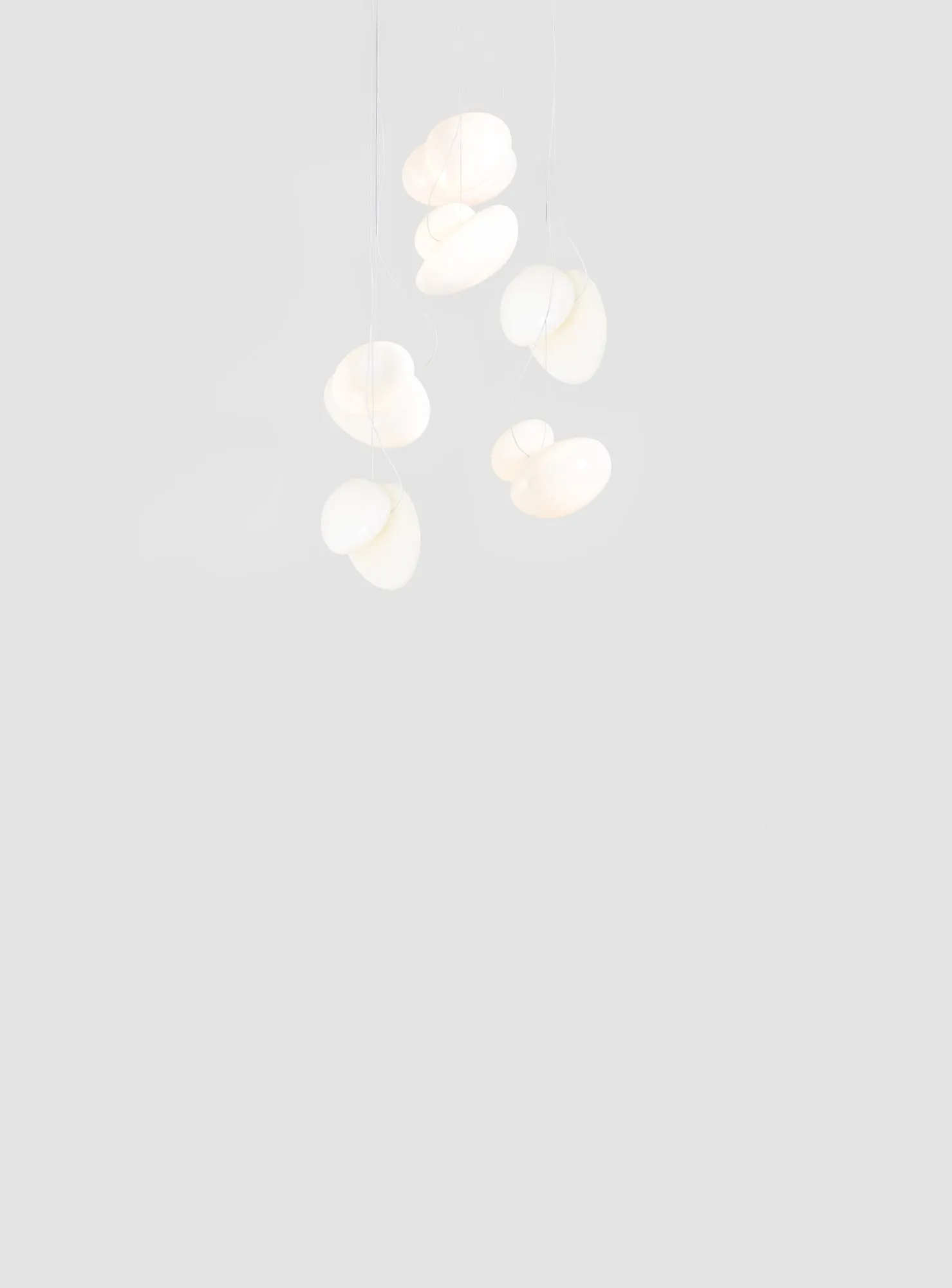 Pebble Chandelier - A-n-d w Mesmetric