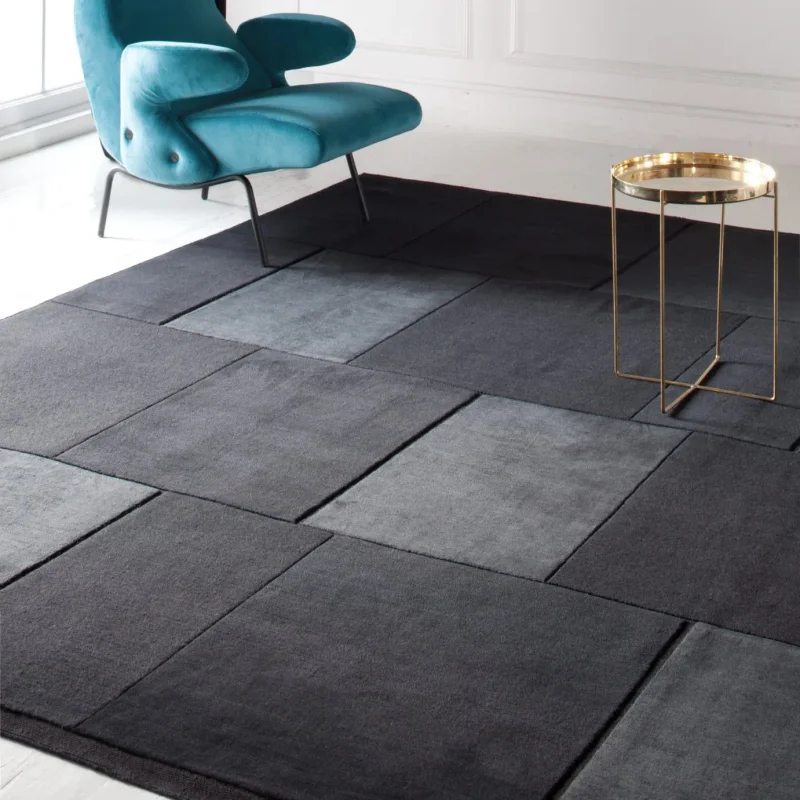 Casellario Monocromo – CC-Tapis at Mesmetric