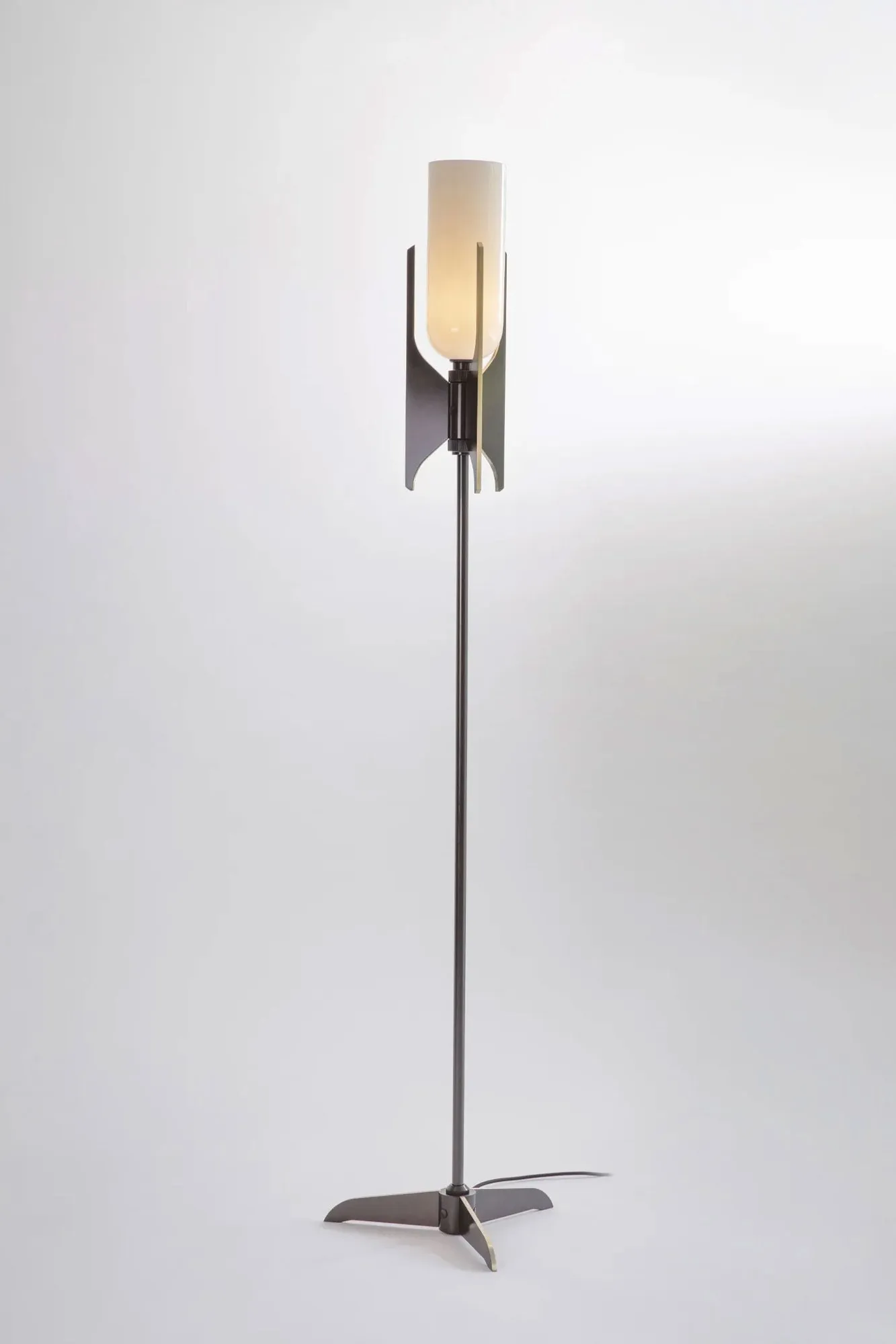 Pennon floor - Bert Frank w Mesmetric