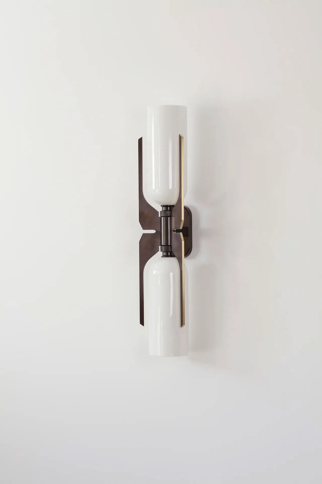 Pennon wall - Bert Frank w Mesmetric