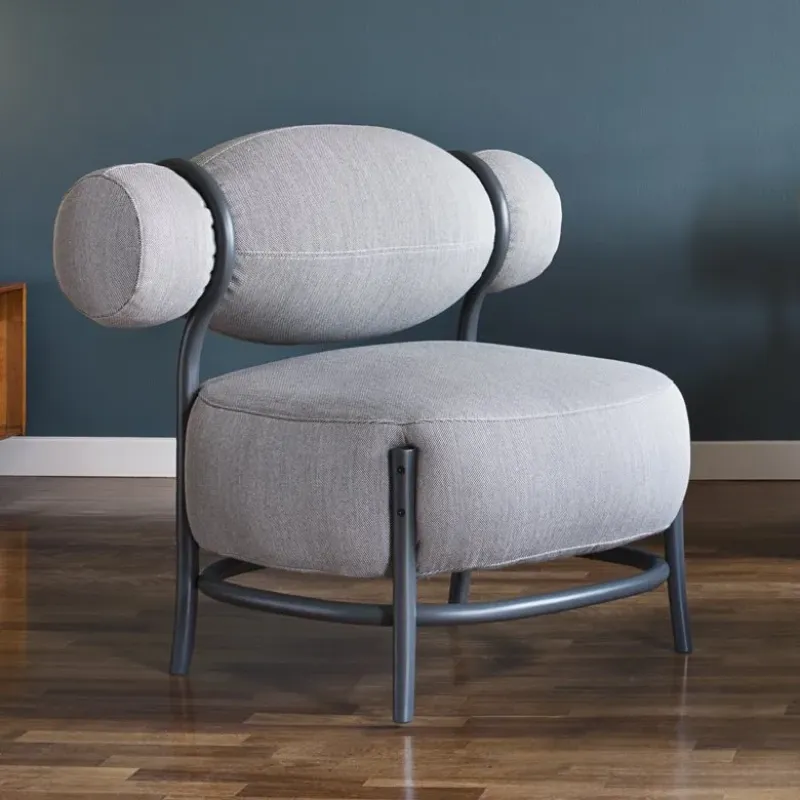 Chignon – Gebrüder Thonet Vienna at Mesmetric