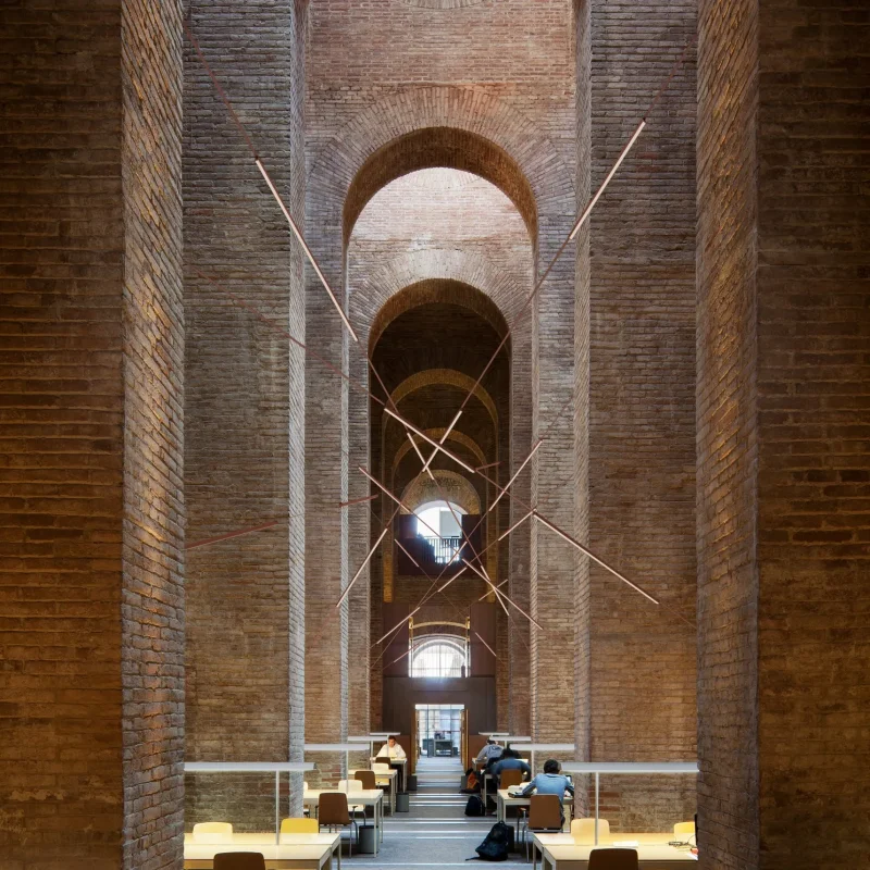 Plusminus – Vibia at Mesmetric