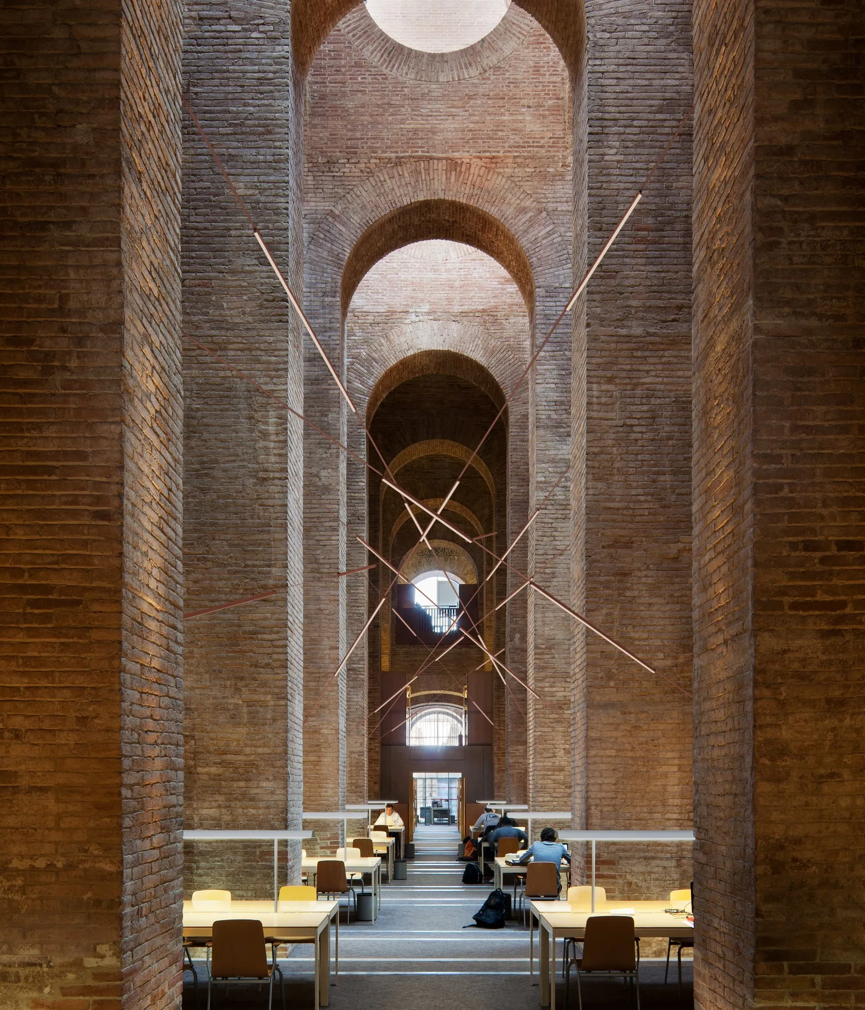 Plusminus – Vibia at Mesmetric